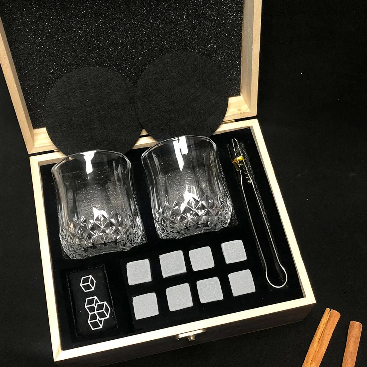 Whiskey Stones Gift Set,8 Whiskey Stones,2 Glasses,Ice Tongs,Reusable Whiskey Stones,Men's Gift Father's Day Gift,Bar Party Kit