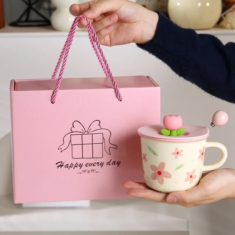 Gifts CreativGift box cups, mugse Coffee Mug with Tulip Flower Design Ceramic Cup Women Aesthetic Ins Style Breakfast Cup