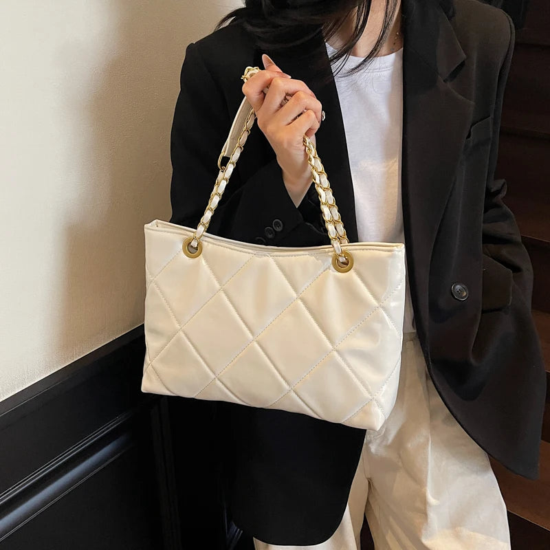 Elegant Leather Classic Designer Paris Inspired Bag Trendy Crossbody Handbag With Solid Color For Women Leisure And Business