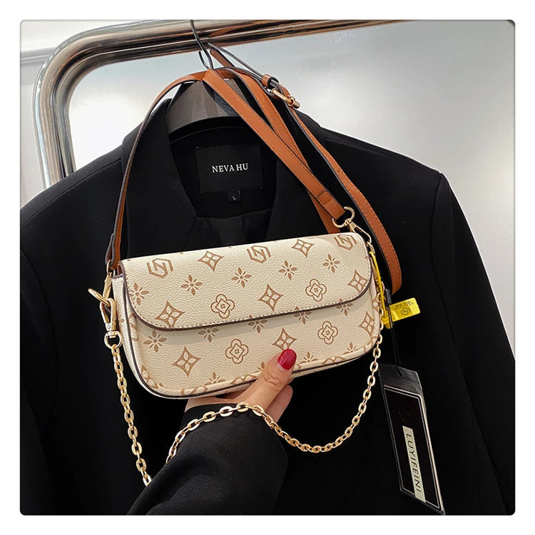 Fashionable retro printed small square bag; versatile single shoulder bag; crossbody bag under the arm.