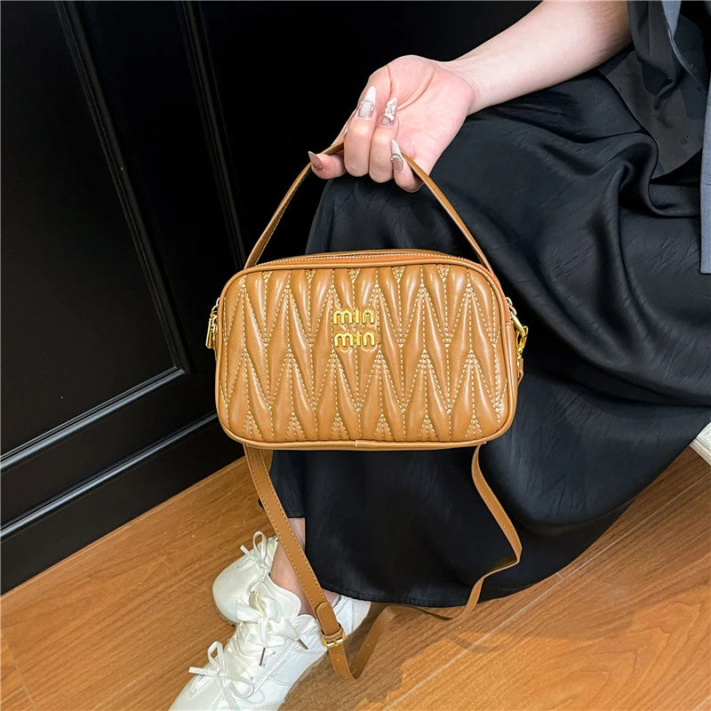 Trendy Designer Paris Fashion Bag With Elegant Leather And Solid Color For Women In Leisure