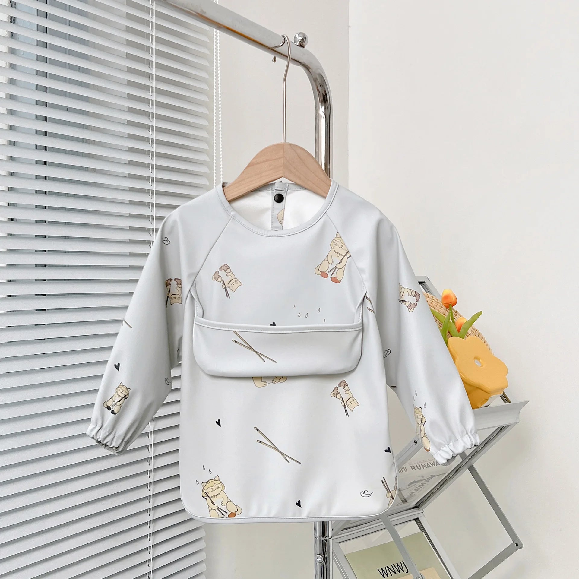 Cute Baby Bibs Toddler Baberos Bavoir Waterproof Long Sleeve Apron Cartoon Animals Children Feeding Smock Bib Baby Stuff 0-5Y