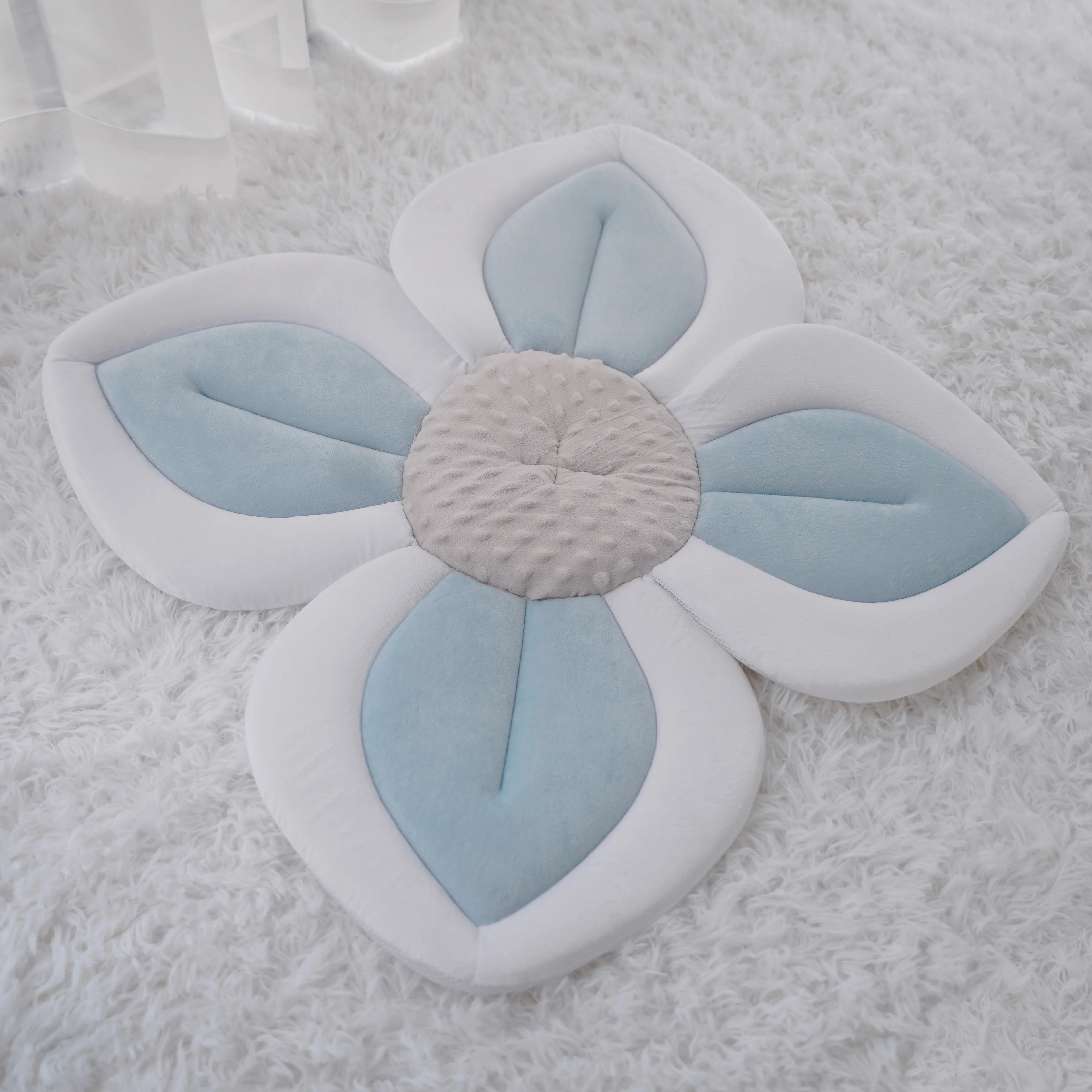 Baby bath mat can lie down fold newborn creative flower bath mat baby bath lotus safety cushion