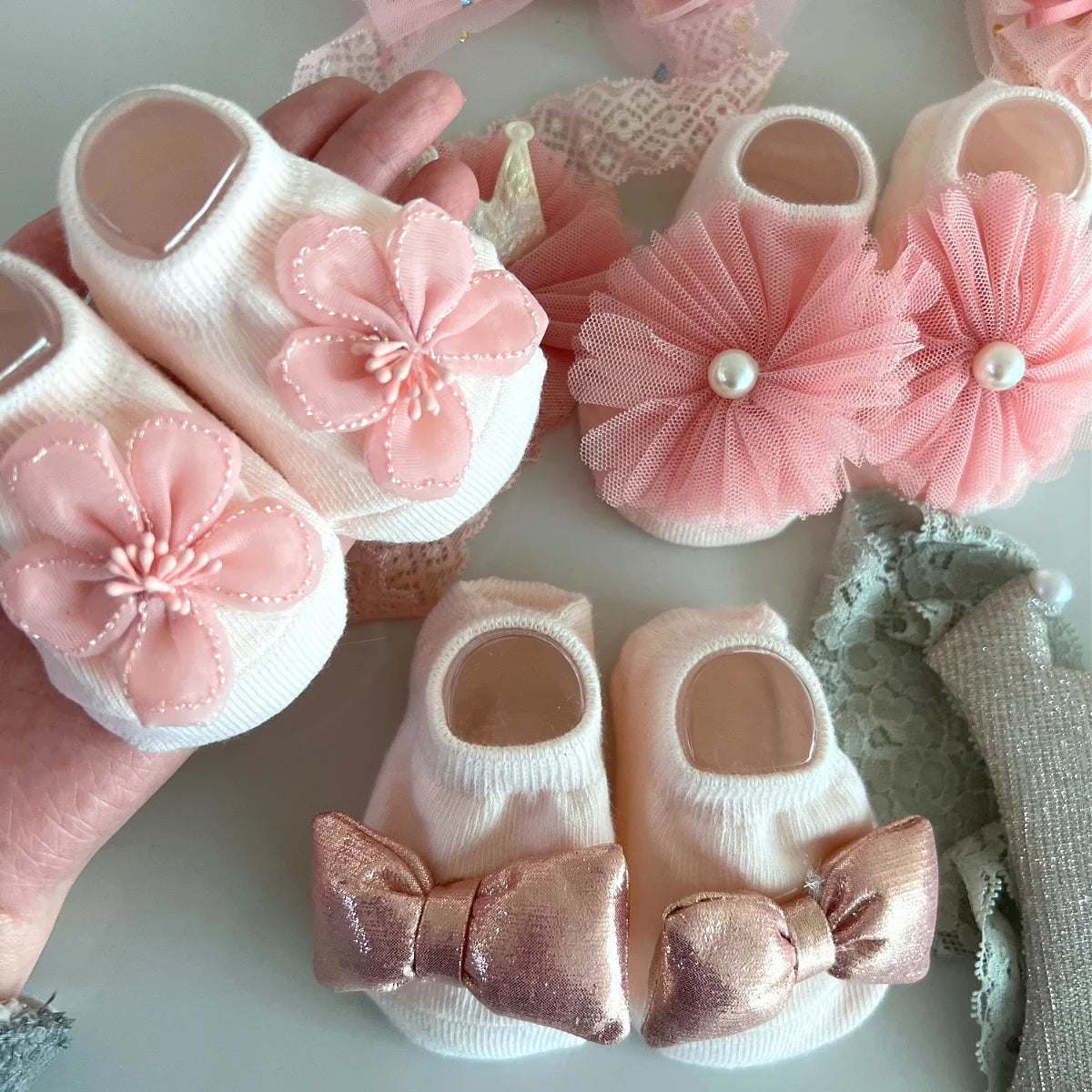 3 Pcs Baby Girl Accessories Set: 1 Socks, 2 Bow Headbands with Gift Box, Holiday Party Gift Box, Ideal Newborn Remembrance Gift